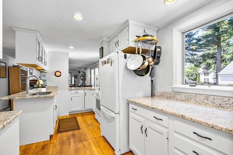 2 Pleasant Cir, Canton, MA 02021 photo 3