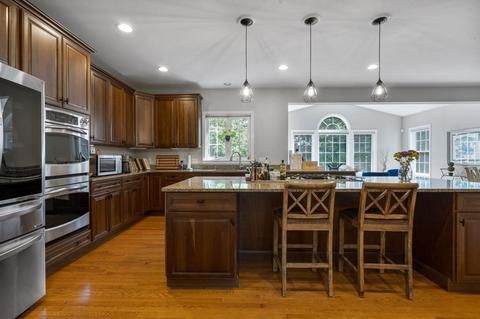 28 Robin Hill Rd, Danvers, MA 01923 photo 14
