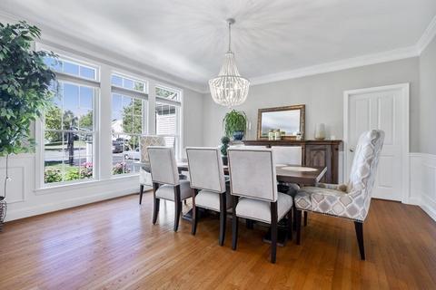 28 Robin Hill Rd, Danvers, MA 01923 photo 5