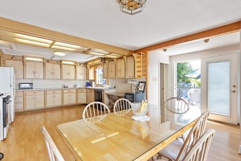 6 Harvard St, Gloucester, MA 01930 photo 6
