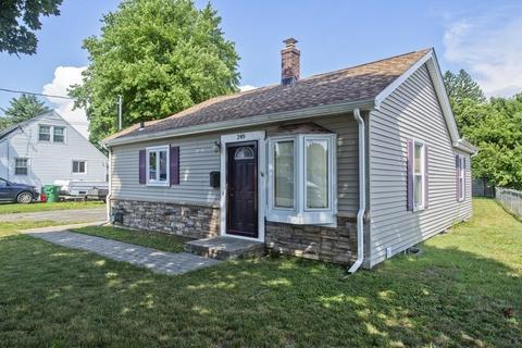 249 Arcade St, Chicopee, MA 01020 photo 3
