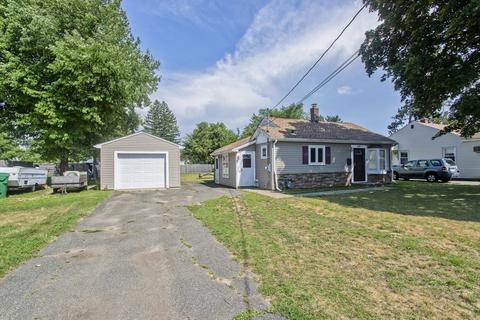 249 Arcade St, Chicopee, MA 01020 photo 2