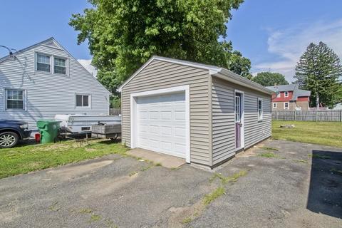 249 Arcade St, Chicopee, MA 01020 photo 5