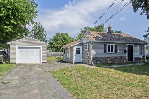 249 Arcade St, Chicopee, MA 01020 photo 4