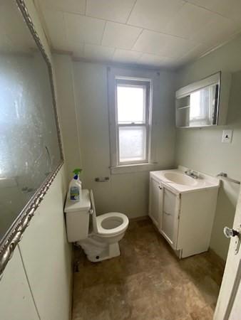 11 Dublin St, Chicopee, MA 01013 photo 9