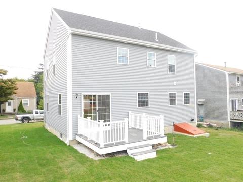 72 Blaine St, Fall River, MA 02720 photo 3
