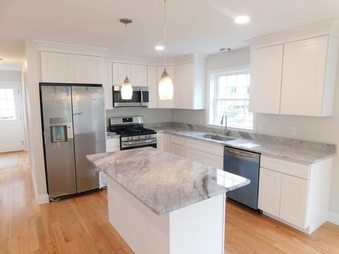 72 Blaine St, Fall River, MA 02720 photo 4