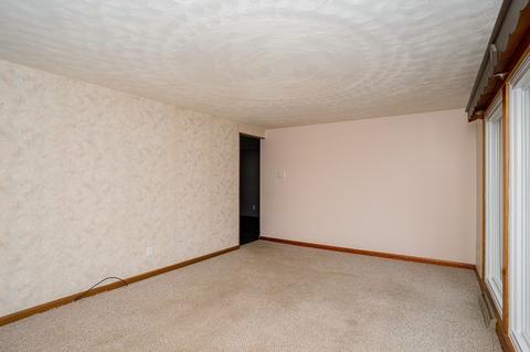 3 Pineview Rd, Dudley, MA 01571 photo 5
