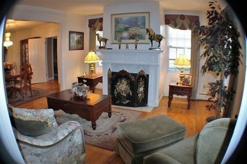 7 Crown St, Worcester, MA 01609 photo 15