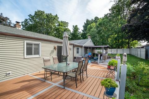 25 Butternut Cir, Springfield, MA 01128 photo 11