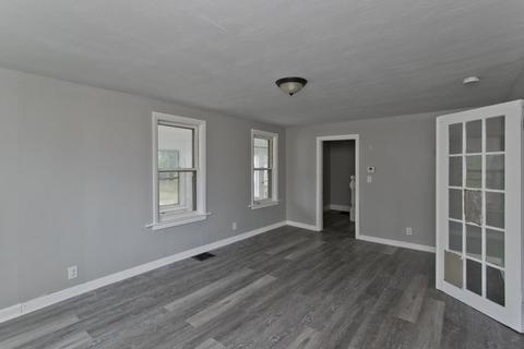 25 Greene Pl, Springfield, MA 01109 photo 12