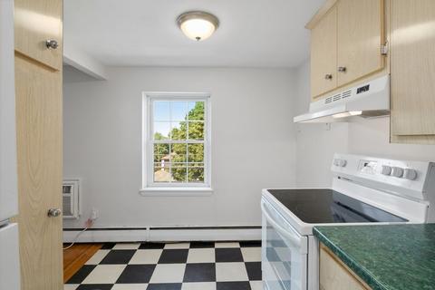 210 Hillside Ave #32, Needham, MA 02494 photo 12