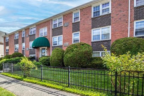 210 Hillside Ave #32, Needham, MA 02494 photo 2