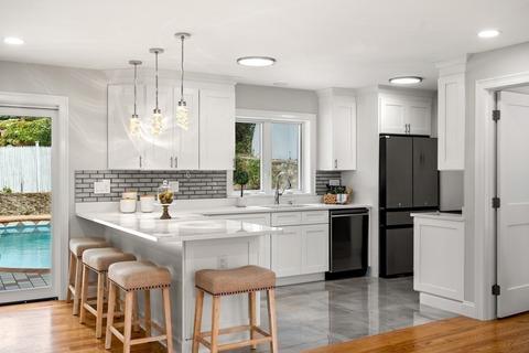 6 Haskell St, Gloucester, MA 01930 photo 8