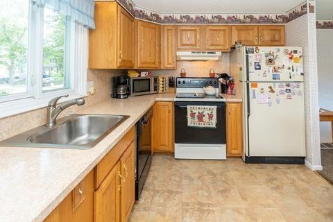 56 Granby St, Springfield, MA 01108 photo 11