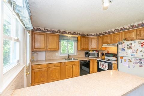 56 Granby St, Springfield, MA 01108 photo 10