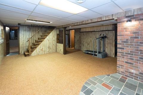 56 Granby St, Springfield, MA 01108 photo 30