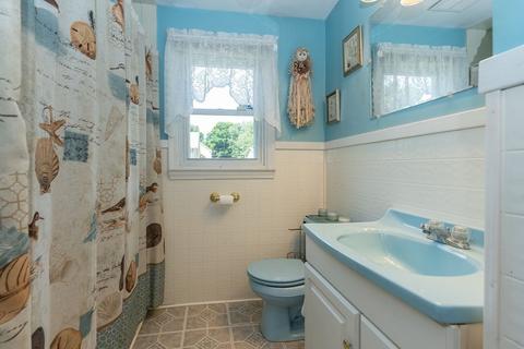 56 Granby St, Springfield, MA 01108 photo 24