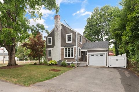 3 Bond St, Reading, MA 01867 photo 3