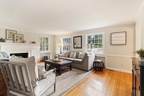 3 Bond St, Reading, MA 01867 photo 9