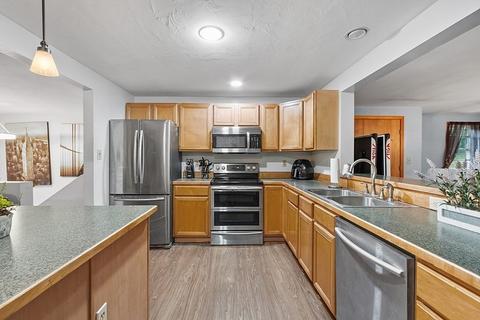 382 Sherbert Rd, Ashburnham, MA 01430 photo 4