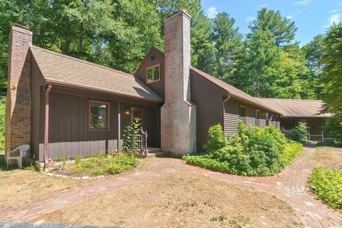 125 Westboro Rd, Upton, MA 01568 photo 2