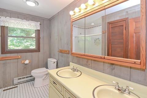 125 Westboro Rd, Upton, MA 01568 photo 18