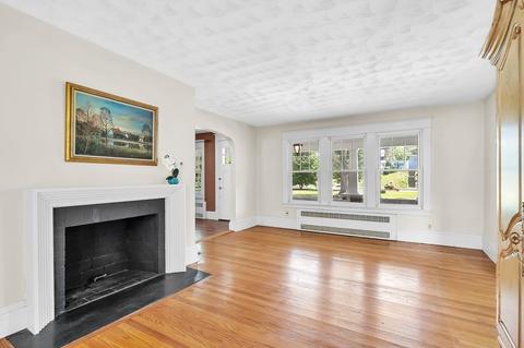 100 Bronson Ter, Springfield, MA 01108 photo 9