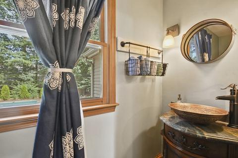 80 Bennett St, Hudson, MA 01749 photo 6