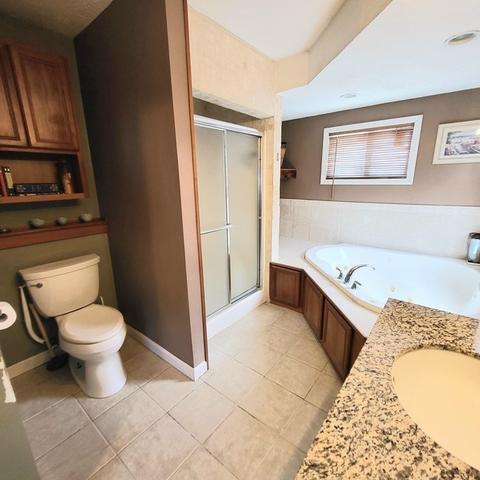 39 Brodeur Ave, Webster, MA 01570 photo 12