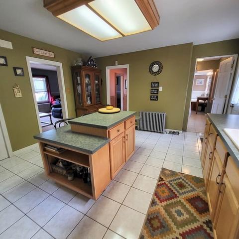 39 Brodeur Ave, Webster, MA 01570 photo 8