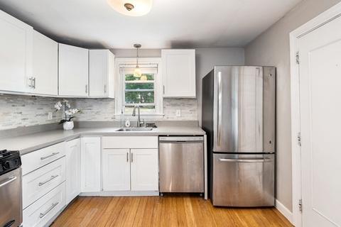 8 Webster St, Randolph, MA 02368 photo 6