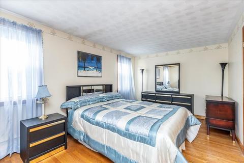 9 Auburn St, Everett, MA 02149 photo 17