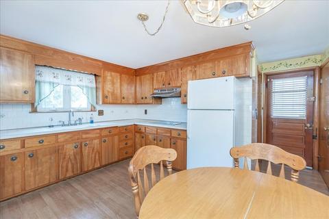 9 Auburn St, Everett, MA 02149 photo 10