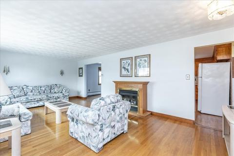 9 Auburn St, Everett, MA 02149 photo 8