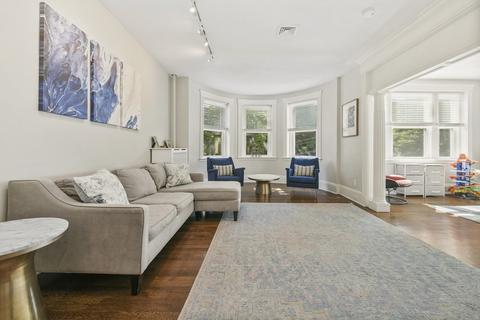 10 Fuller St #2, Brookline, MA 02446 photo 3