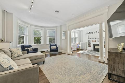 10 Fuller St #2, Brookline, MA 02446 photo 2