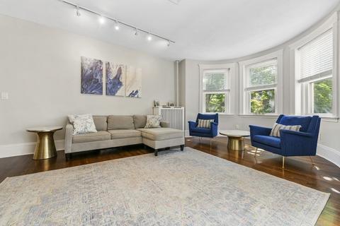 10 Fuller St #2, Brookline, MA 02446 photo 4