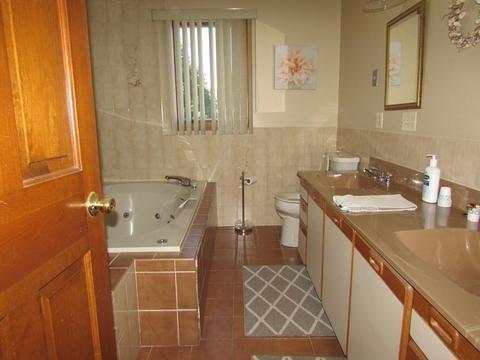 30 Derryfield Ave, Springfield, MA 01118 photo 24