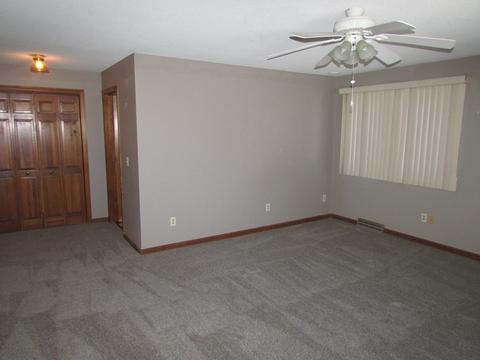 30 Derryfield Ave, Springfield, MA 01118 photo 22