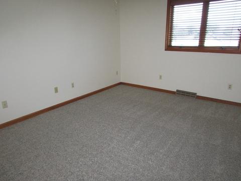30 Derryfield Ave, Springfield, MA 01118 photo 21