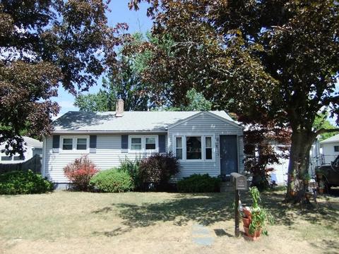 75 Steuben St, Springfield, MA 01151 photo 3