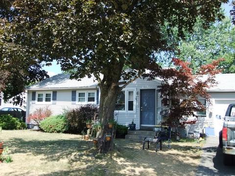 75 Steuben St, Springfield, MA 01151 photo 2