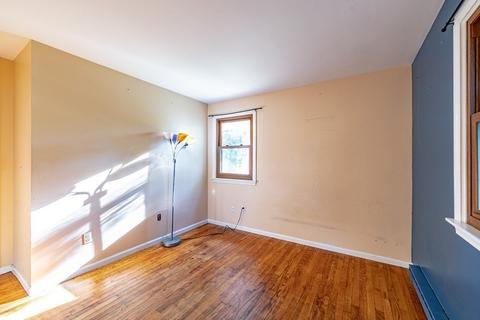 129 White Oak Rd, Springfield, MA 01128 photo 16