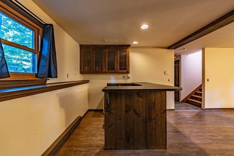 129 White Oak Rd, Springfield, MA 01128 photo 23