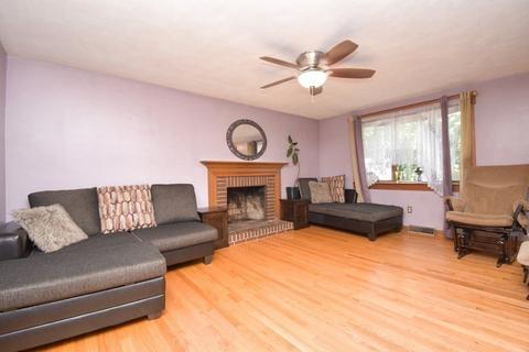 128 Tioga St, Springfield, MA 01128 photo 10