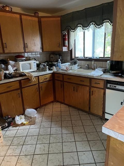 33 Walnut St, Dracut, MA 01826 photo 5