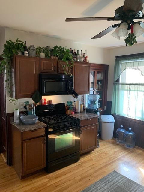 37 Derby, Worcester, MA 01604 photo 3
