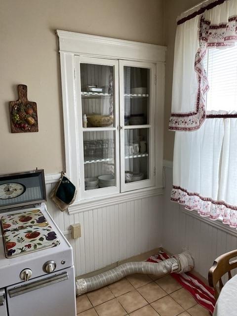 37 Derby, Worcester, MA 01604 photo 9
