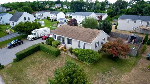 85 Four Winds Dr, Fall River, MA 02720 photo 3